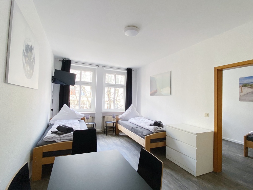 MD07 2BR City Apartment Magdeburg